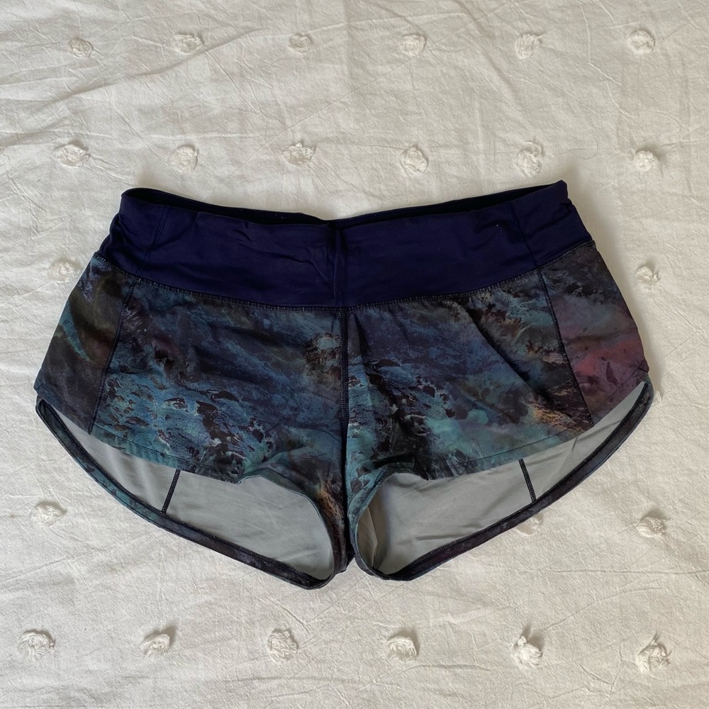 Lululemon Speed Up Shorts 2.5”